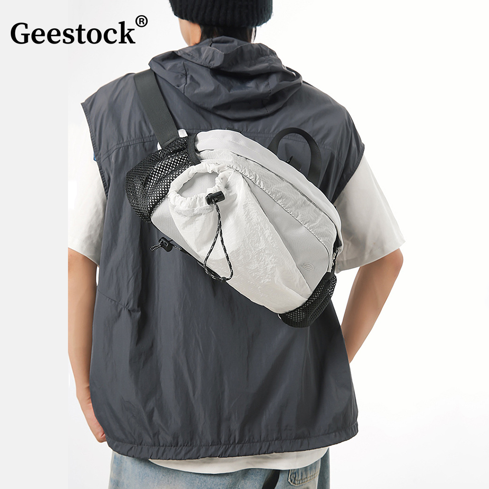 Geestock Trendy Lightweight Sp - Hiking Backpack Waterproof avis et prix